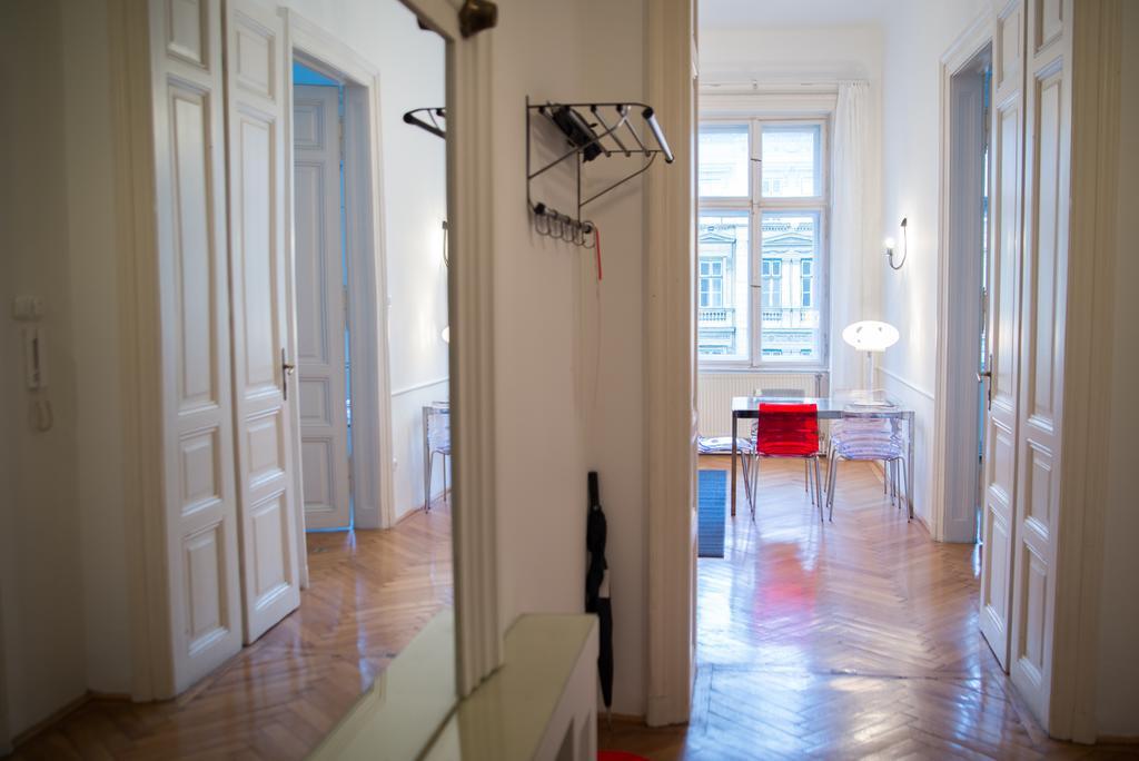 Jokai Ter Apartment Budapest Exterior photo