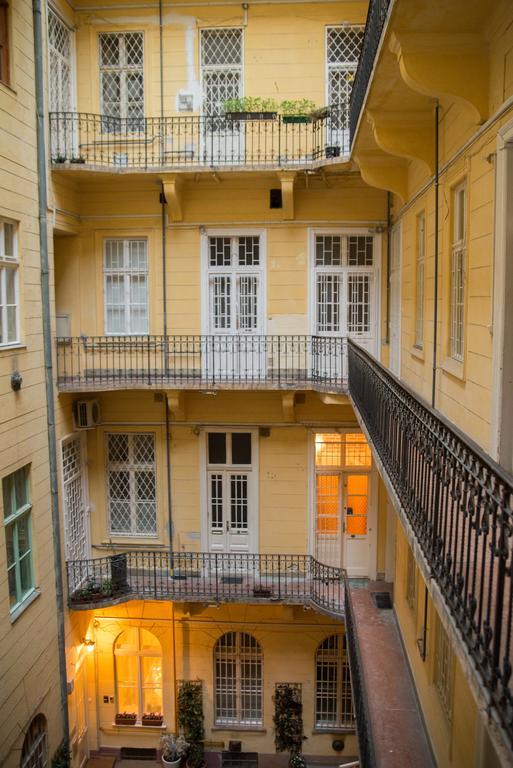 Jokai Ter Apartment Budapest Exterior photo